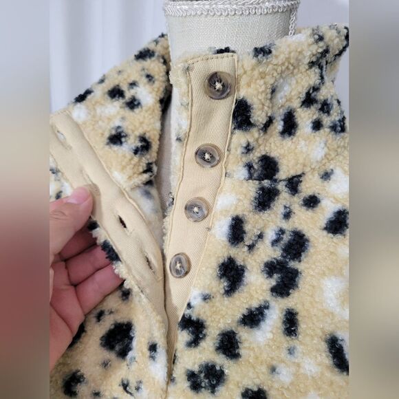 Loft Outlet Cozy Up Sherpa Quarter Button Jacket Cheetah small petite - Picture 3 of 9